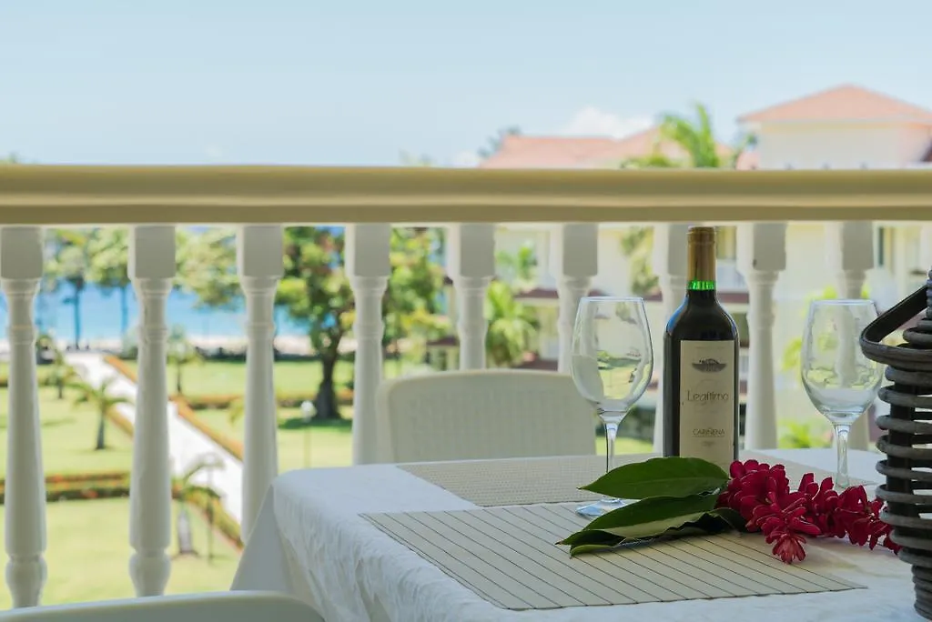3Br / 3Ba Modern Paradise Loft Condo In Gated Community W/ Daily Housekeeping Sosua Apartment